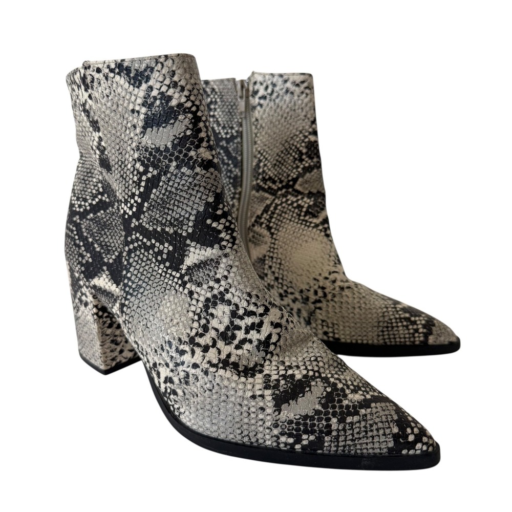 Qupid Snakeskin Print Ankle‎ Boots Pointed Block Heel Zipper Booties Size 8.5 S2